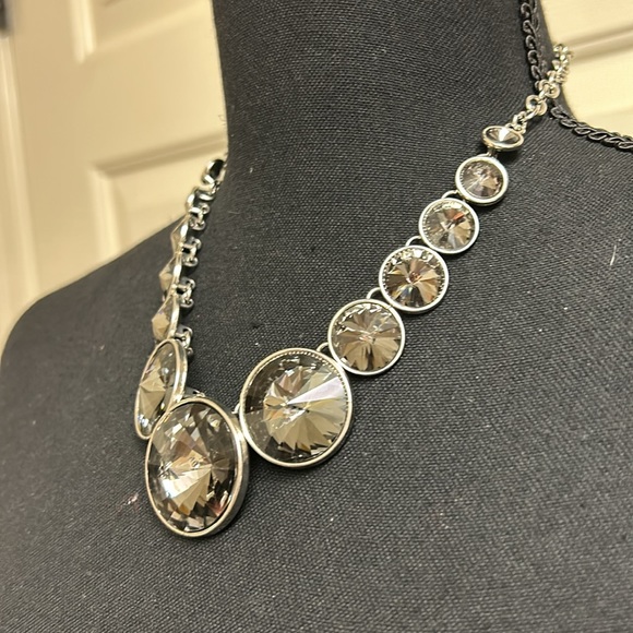 Necklace, Silver and Black Circle Design Necklace, 22” - Picture 4 of 6